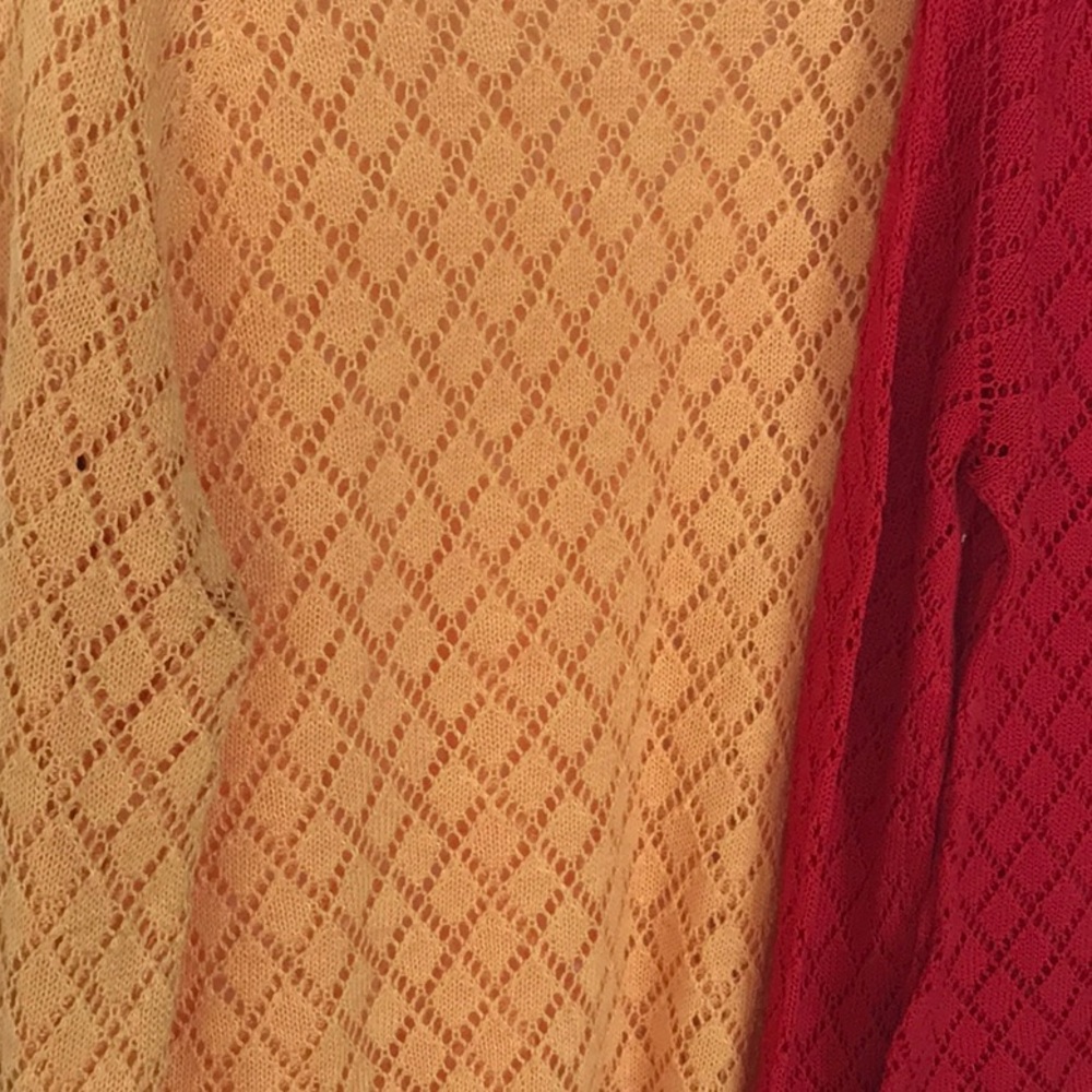 Sweaters Bundle- Yellow&Red- Size M - Picture 5 of 7